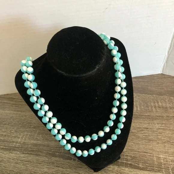 Vtg  Beaded Necklace - Picture 1 of 7